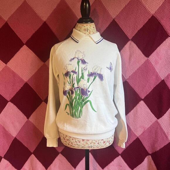 Morning Sun Tops - vintage 90s iris flower white collared sweatshirt